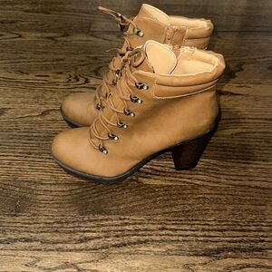 Andiamo Atigress Chunky Heeled Zipper Combat Boots With Sparkle Details 10